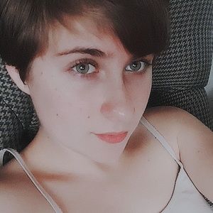 Meet your Posher, Moon